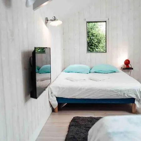 Hébergement de vacances Chic And Elegant House 5 Minutes From Pereire *